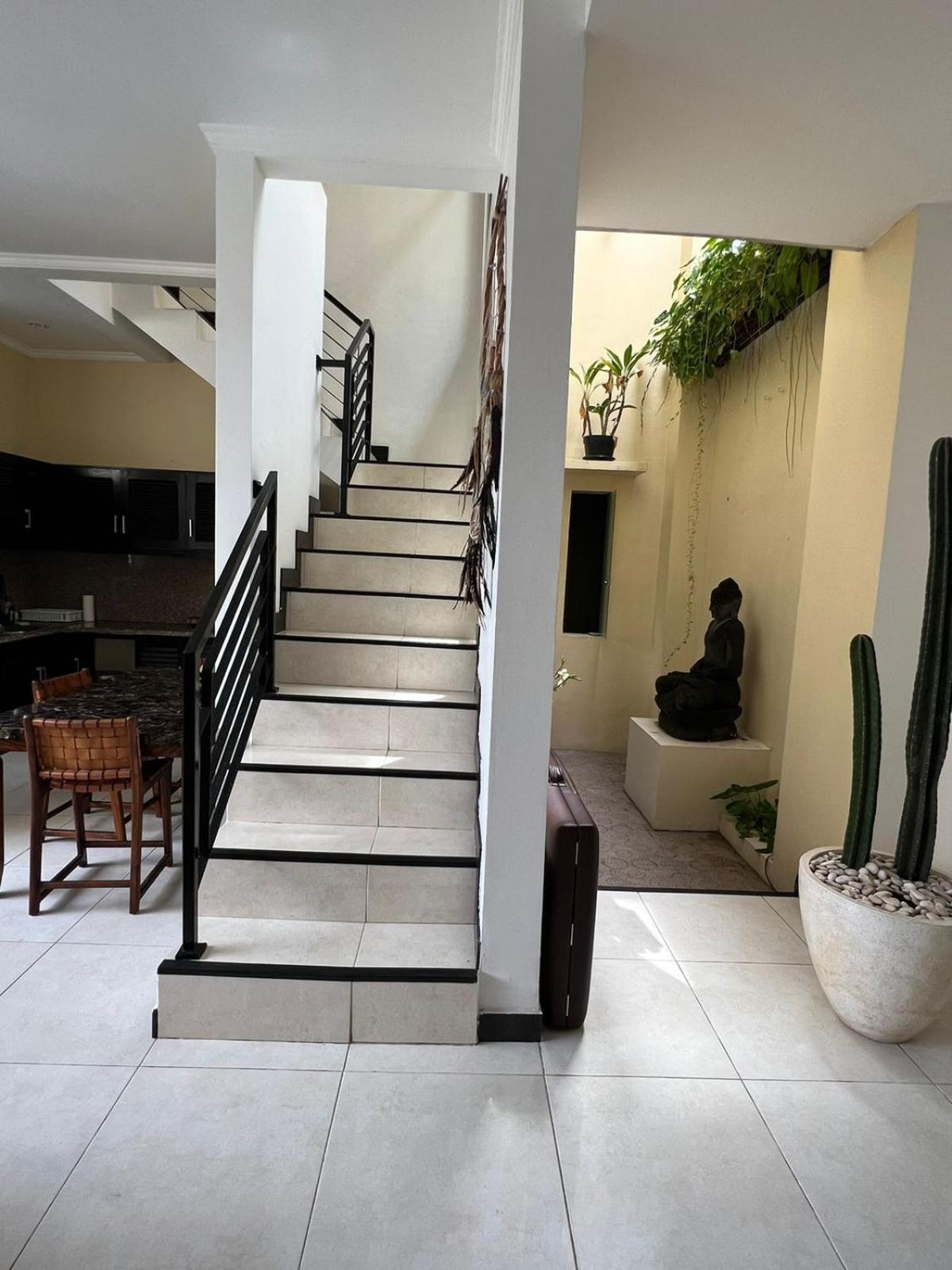Bali, Kuta, De Kubu Villa No1 Legian  Bagian luar foto